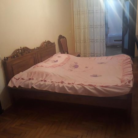 Apartamento Madona'S House Batumi Exterior foto