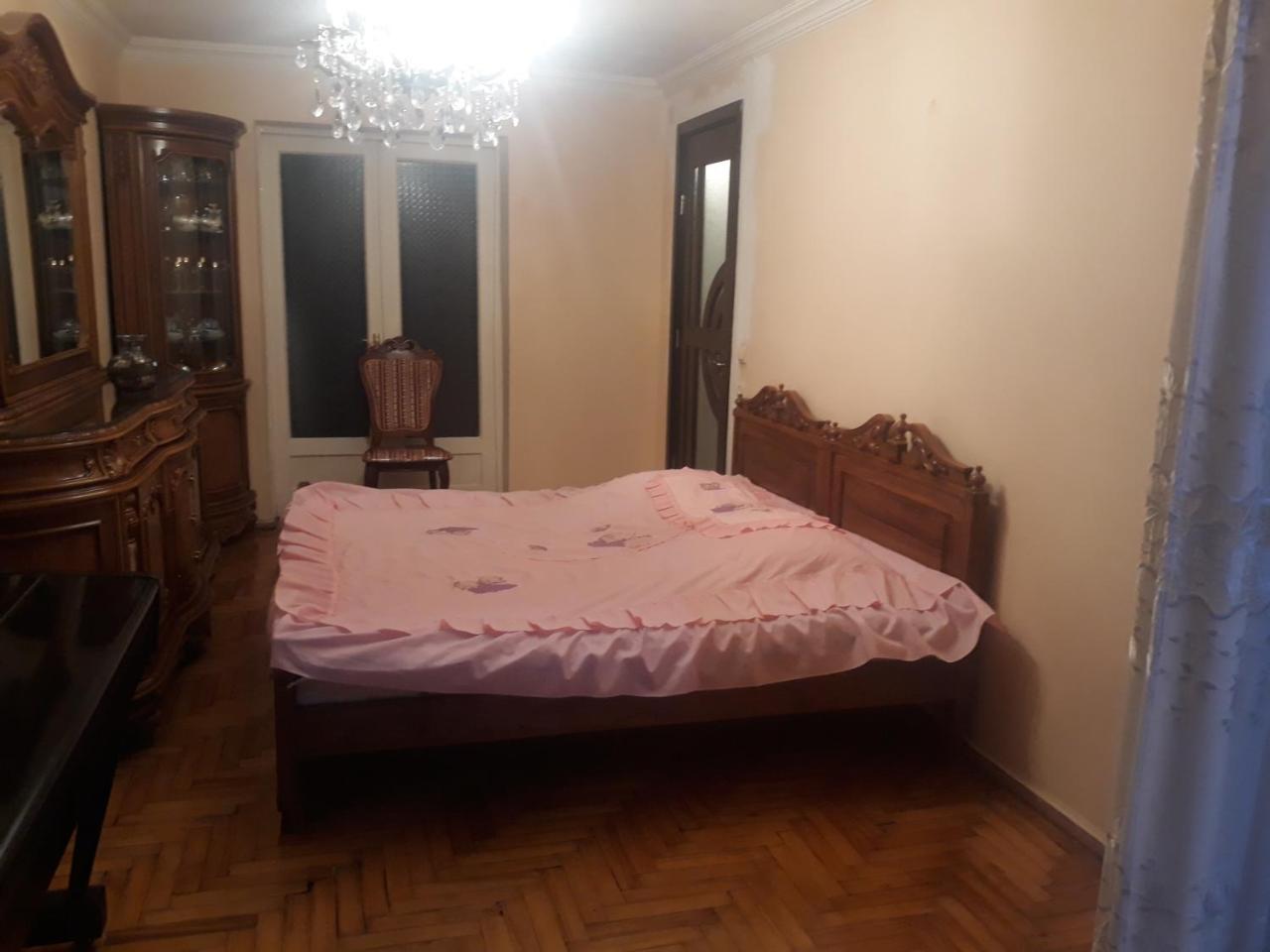 Apartamento Madona'S House Batumi Exterior foto